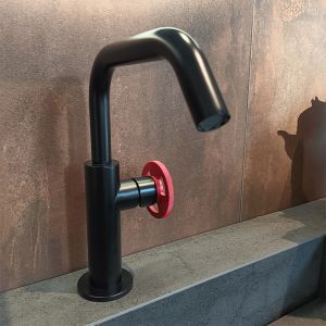 Tibò (Expo) | Set di miscelatori lavabo e bidet, nero e rosso, Geda